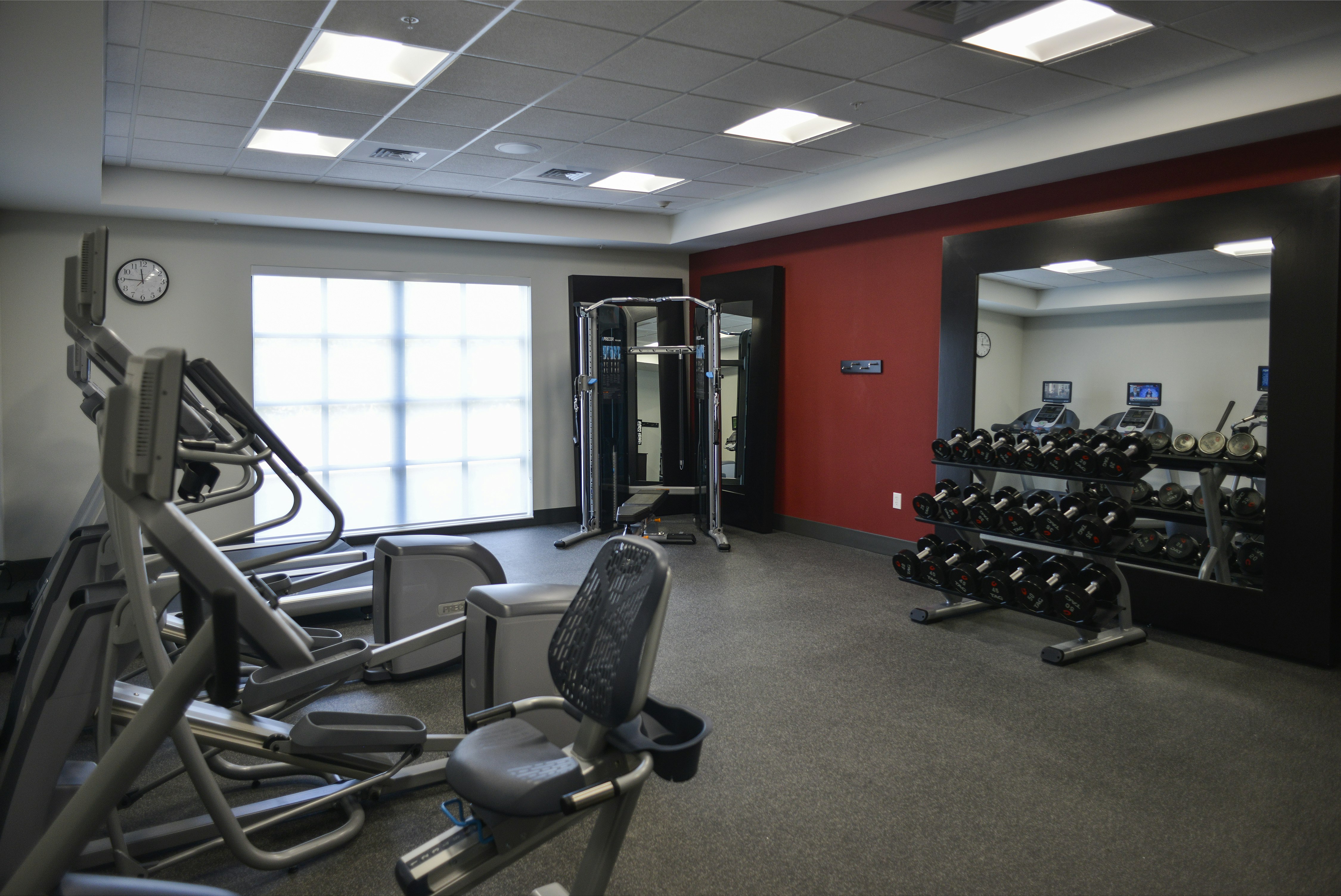 Hilton Garden Inn Louisville Mall of St Matthews 5/20