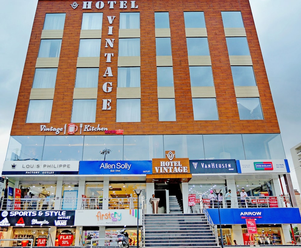 Hotel Vintage 1/49