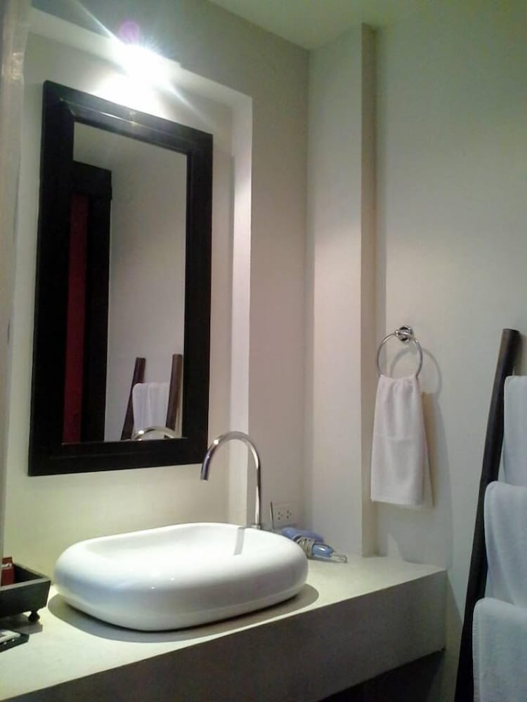 296 The Radtanaiya Residence 15/42