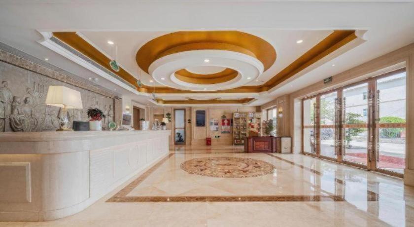 Vienna Hotel (Shenzhen Pingshan Longtian Small Town) 12/53