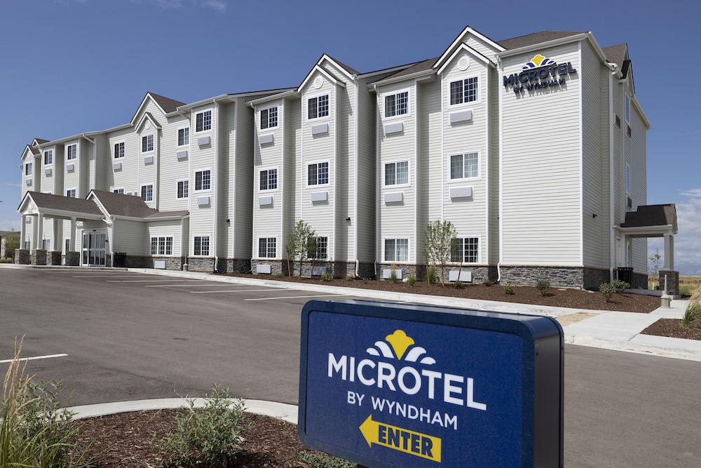 Microtel Inn Suites By Wyndham Loveland 1/22