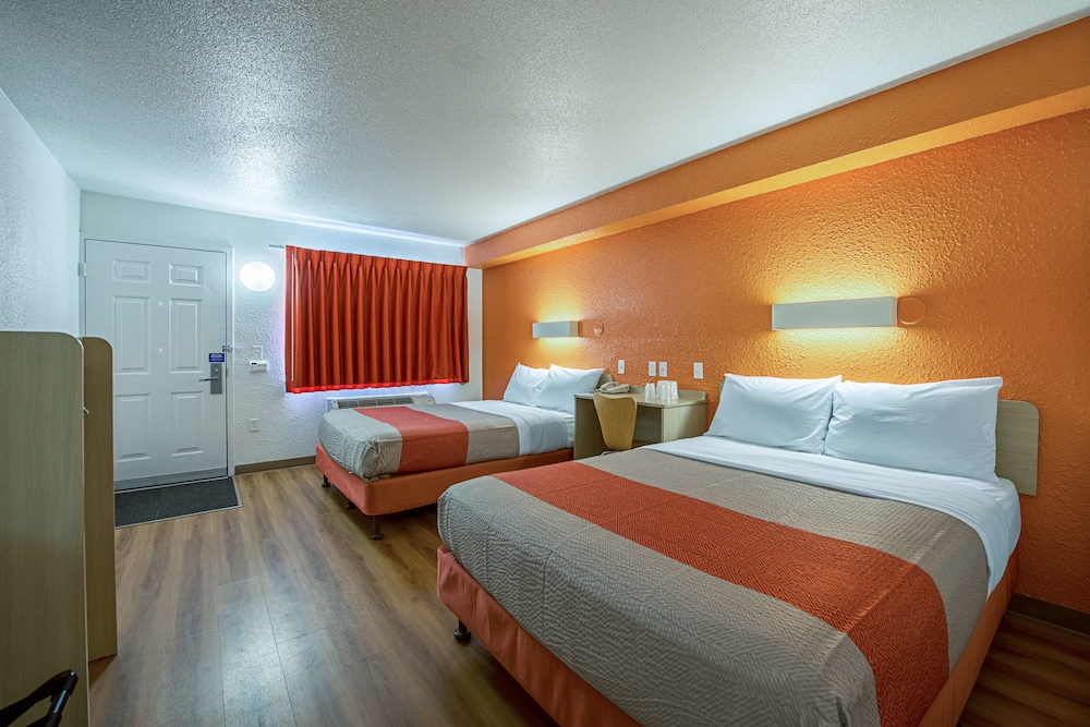 Motel6 Hammond, IN - Chicago Area 32/59