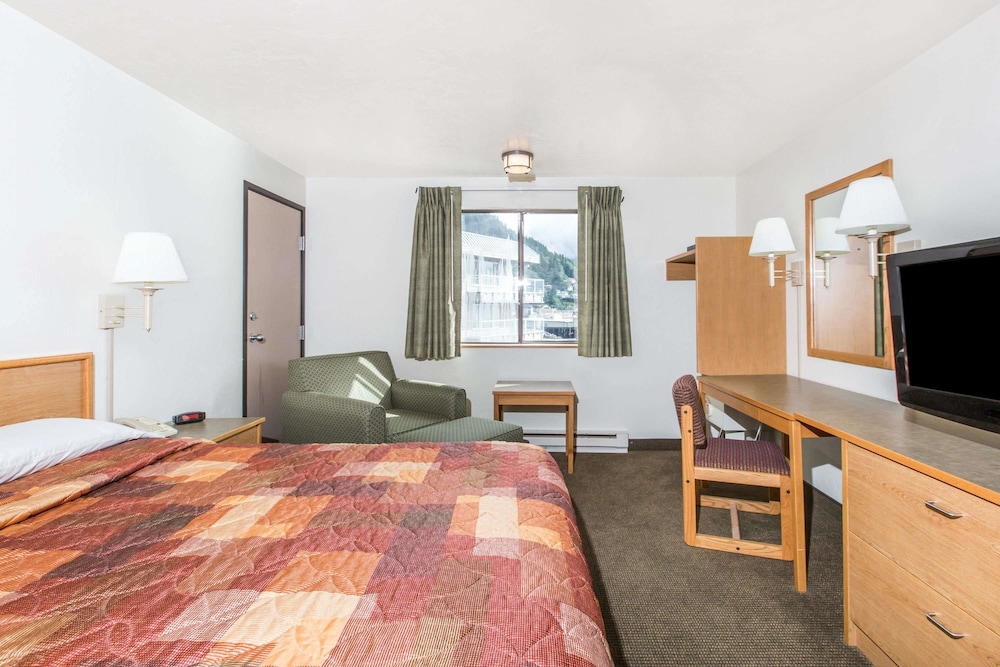 Super 8 By Wyndham Ketchikan 25/52