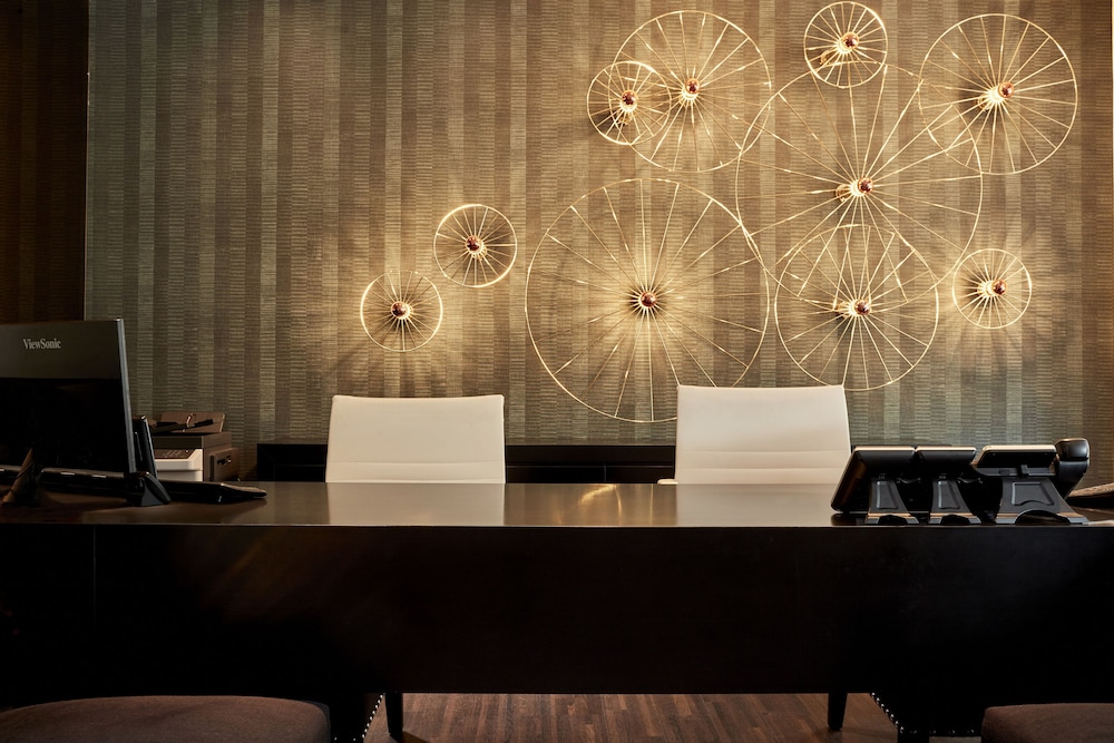 AZUR HOTEL 37/50
