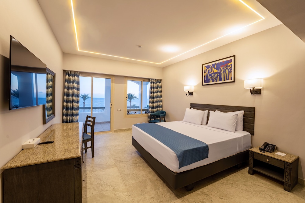 Invidia Coral Beach Tiran 45/137