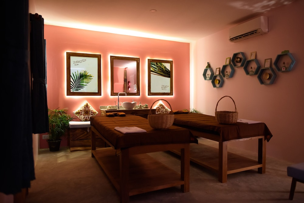 Baby Elephant Boutique Hotel 48/69