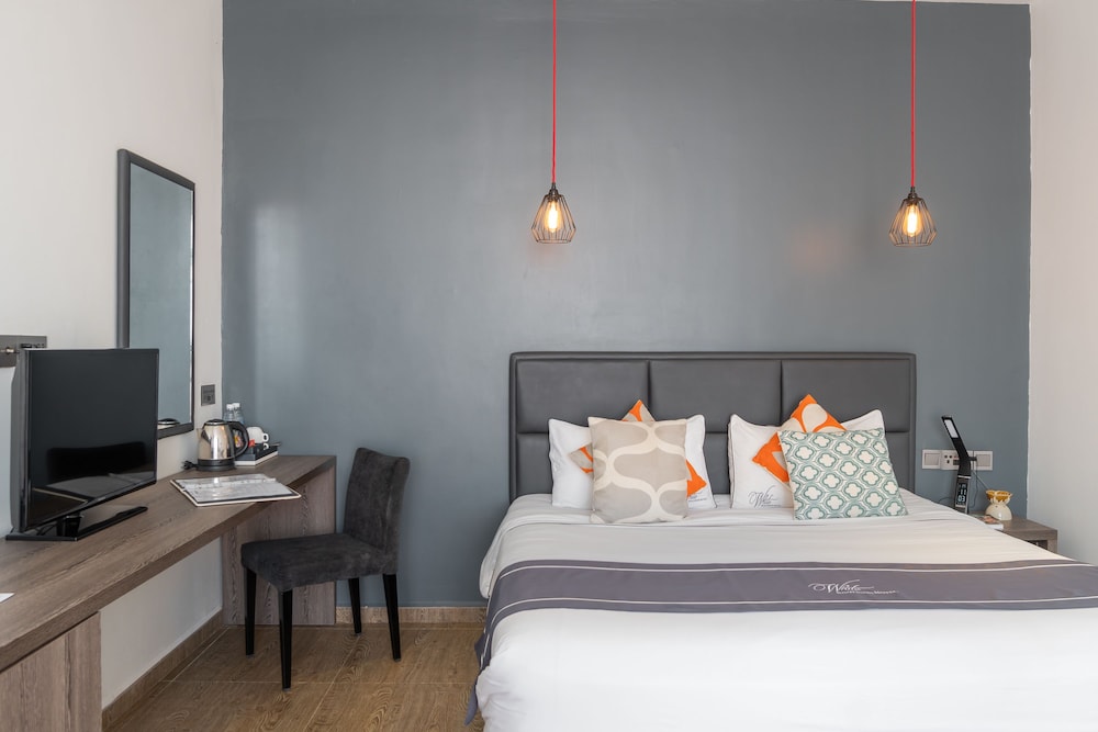White Boutique Hotel and Residences 19/72