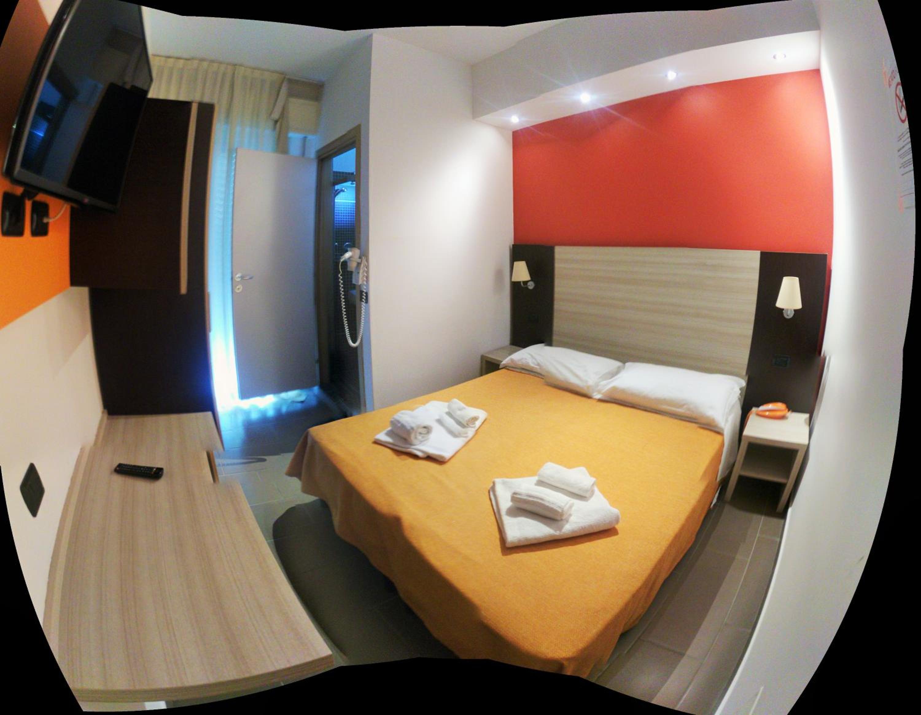 Economy, Double Bed