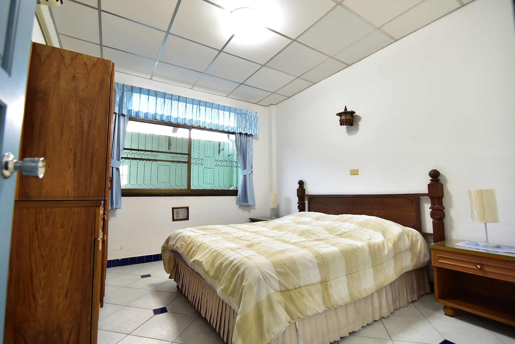 DELUXE, APARTMENT