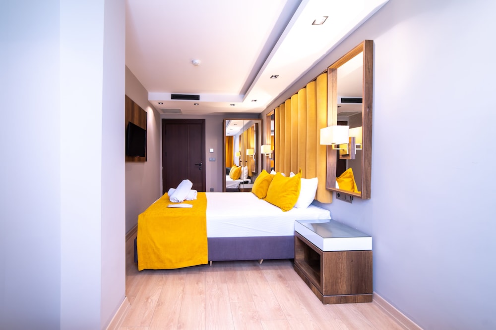 Garden Room Suit Hotel 20/50