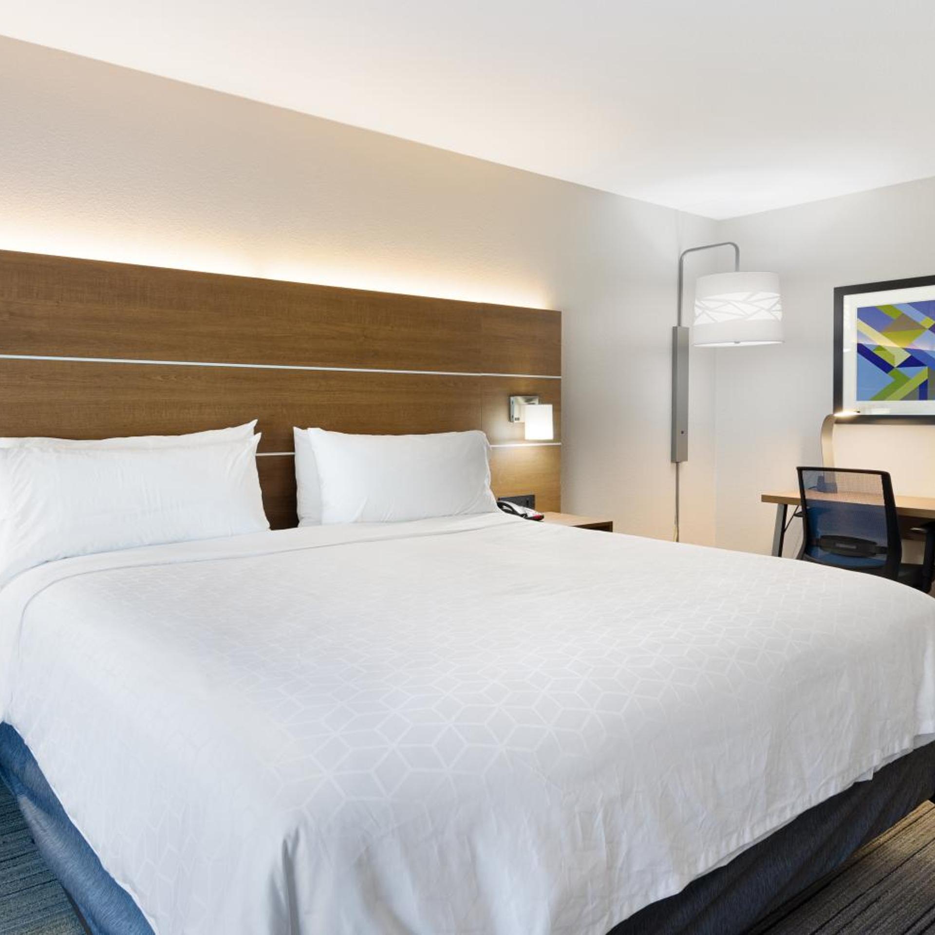 Xtra Space, Standard, King Bed