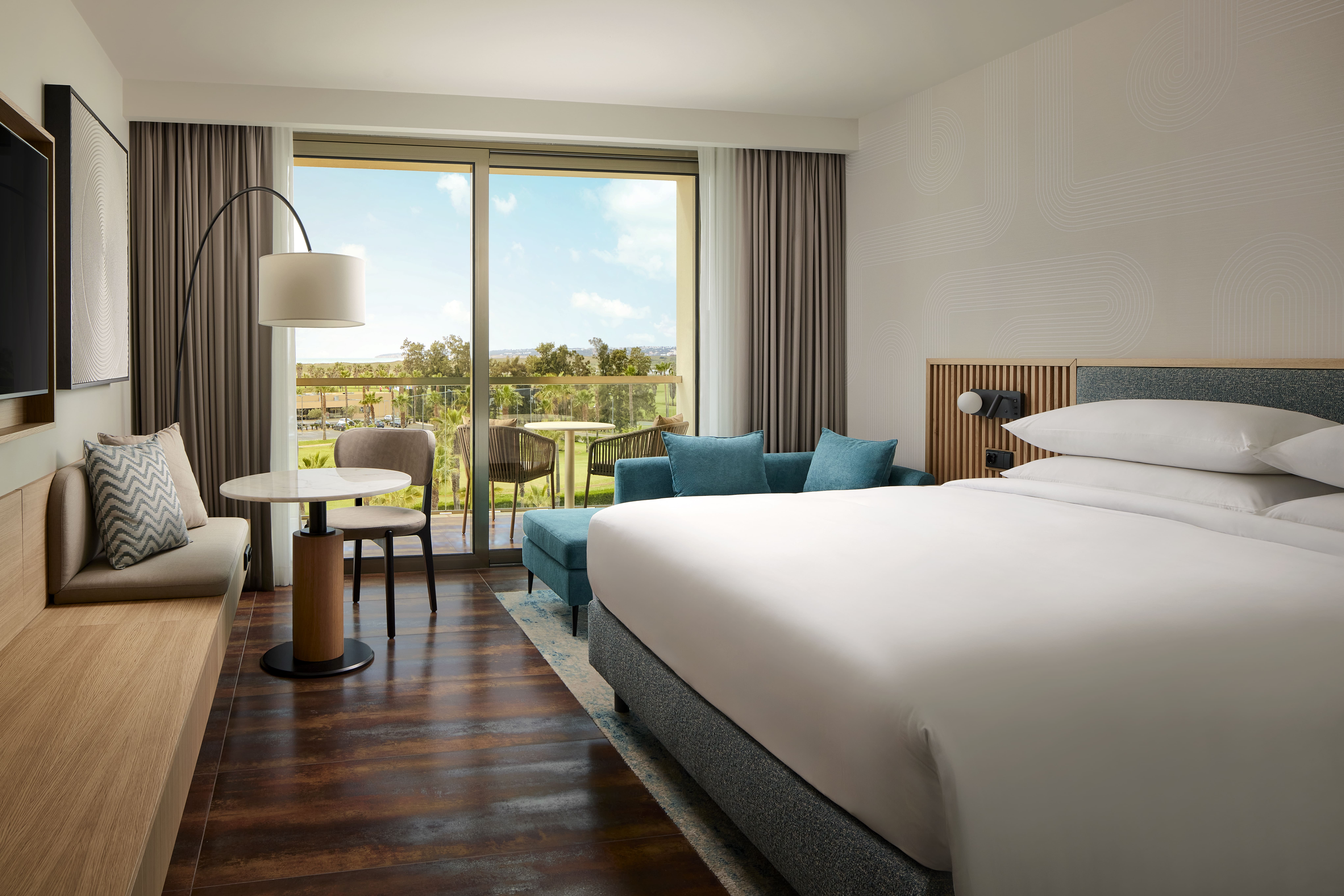 Deluxe King Sea View