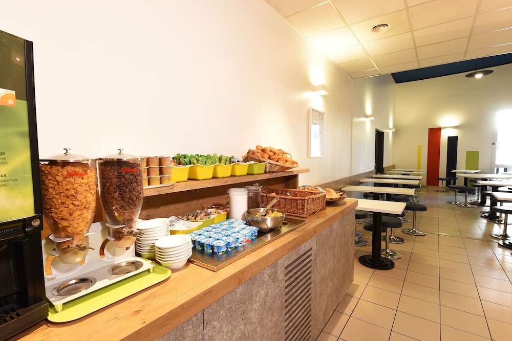 Ibis Budget Nice Aeroport Promenade Des Anglais 8/56