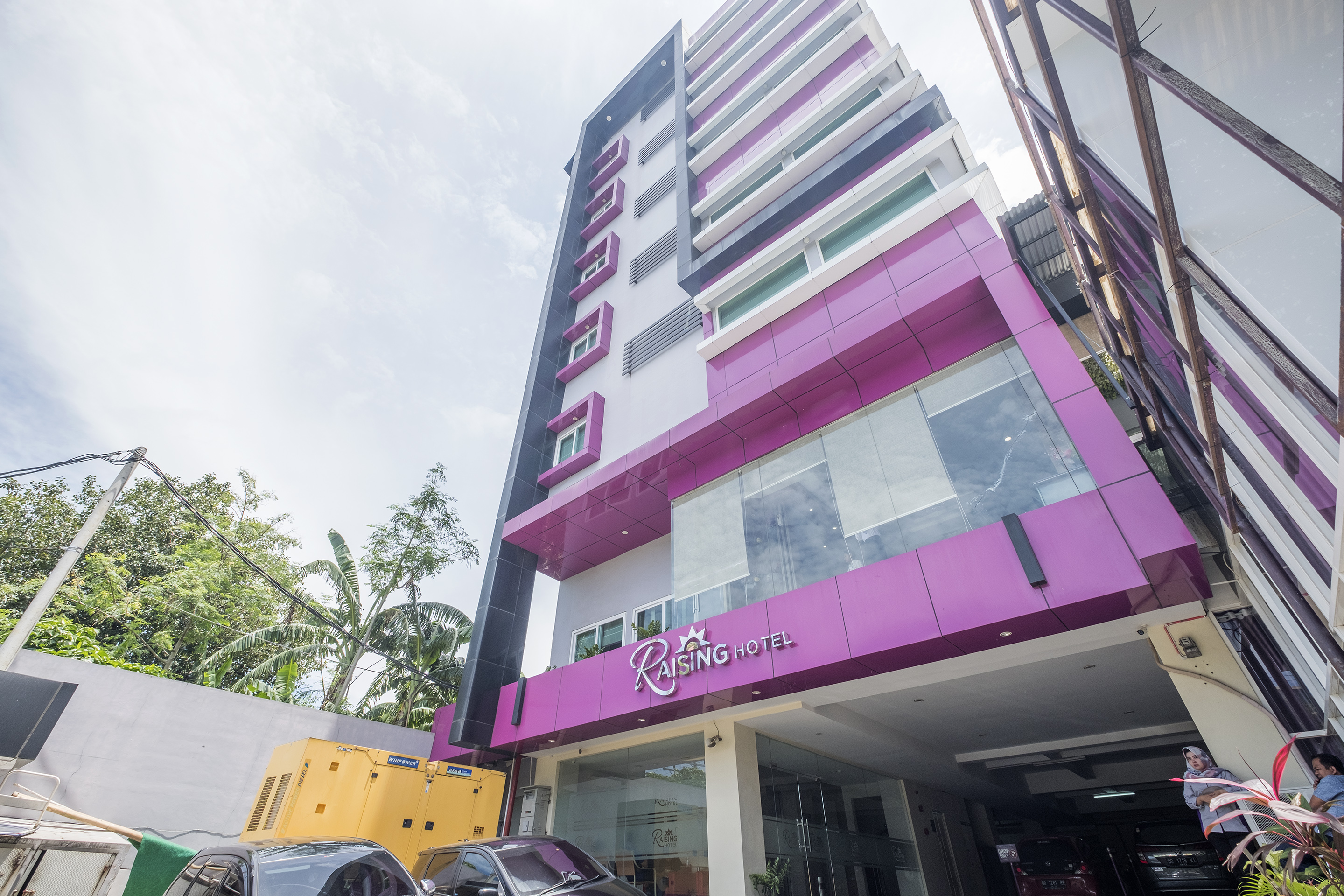OYO 454 Raising Hotel 1/29