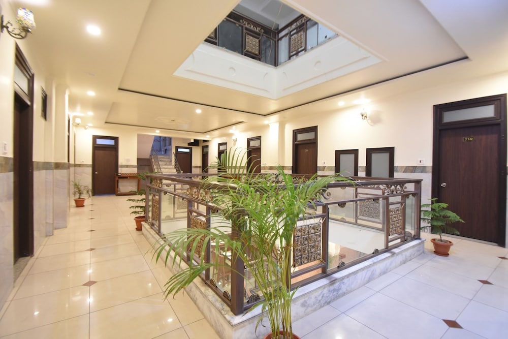 Virasat Mahal Heritage Hotel photo5