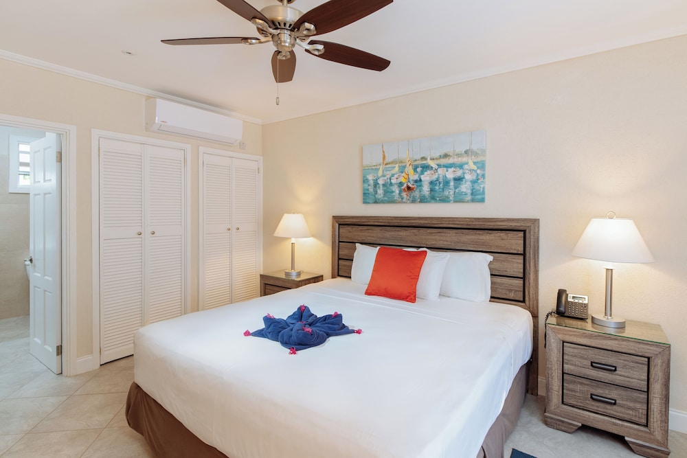 Garden, Bungalow, King Bed