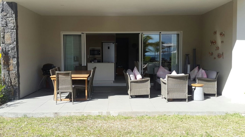 L'escale Beachfront Luxury Suite By Dream Escapes 11/54