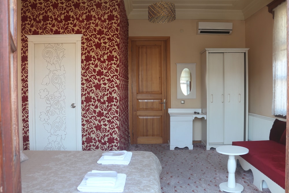 Yali Hotel 39/39