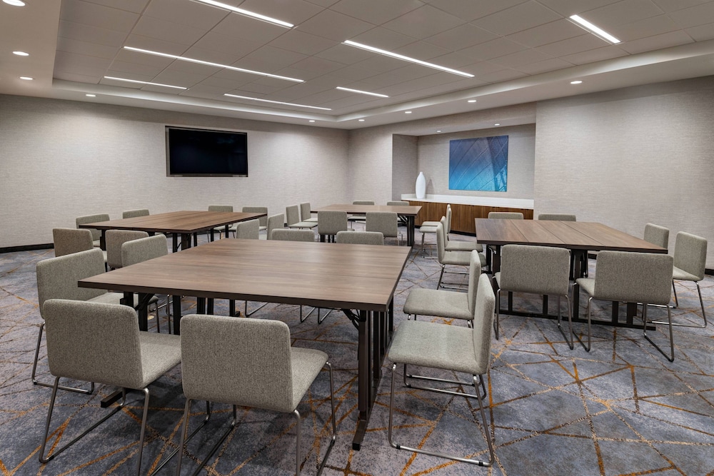 SpringHill Suites by Marriott Dallas Richardson/University Area 46/51