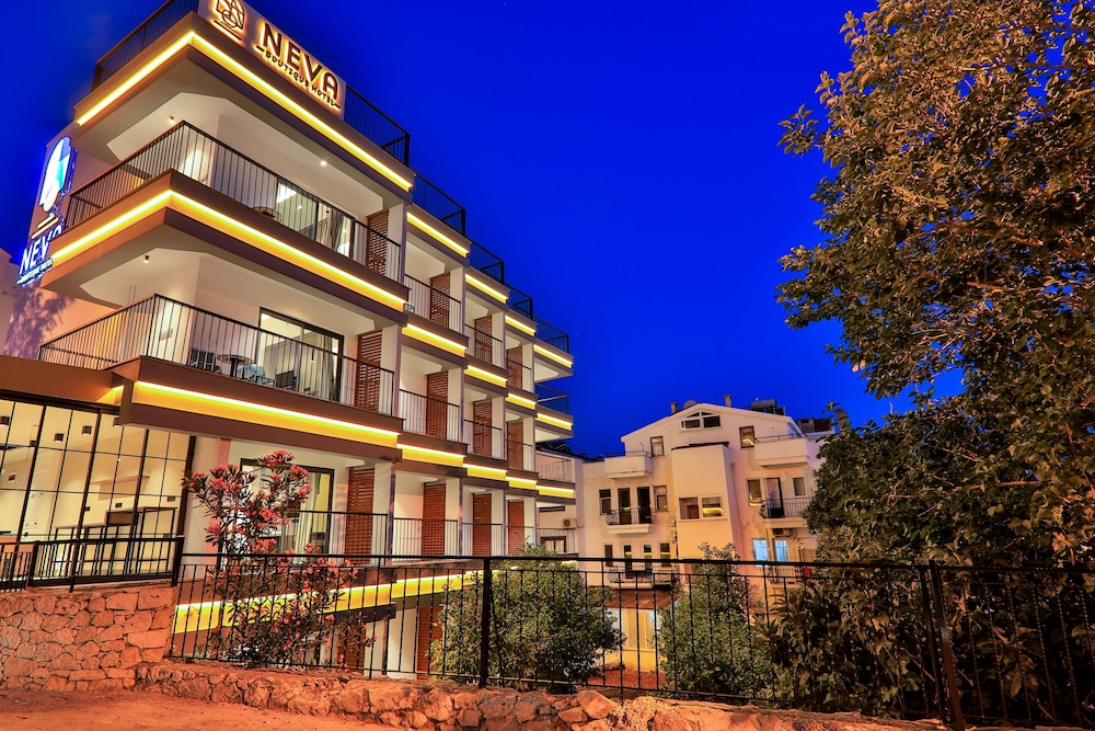 Neva Boutique Hotel 7/50