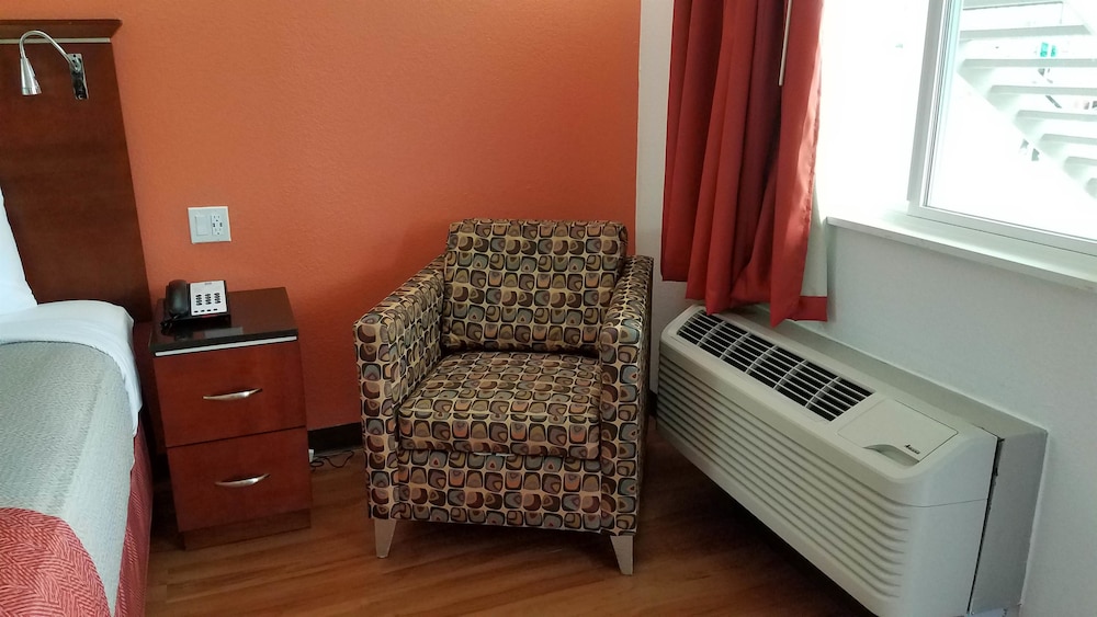 Motel6 Alma, AR 36/60