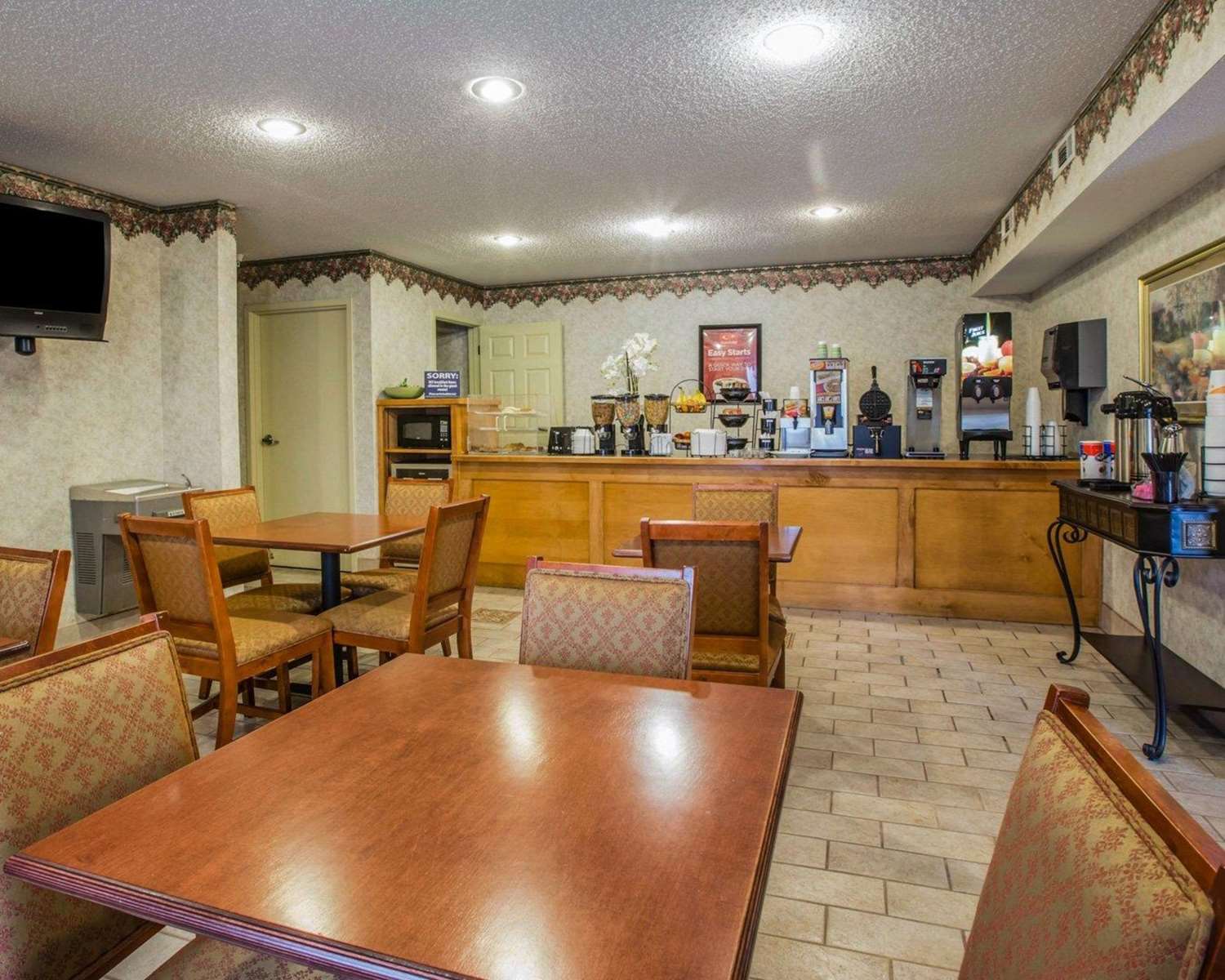 Econo Lodge Villa Rica, GA 17/22