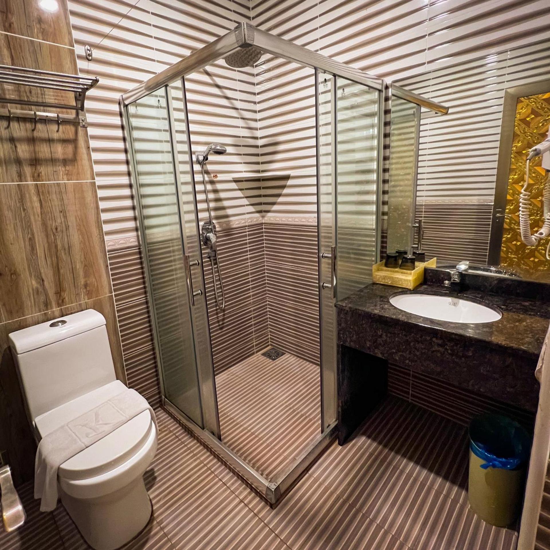 K Garden Hotel Ipoh 52/54