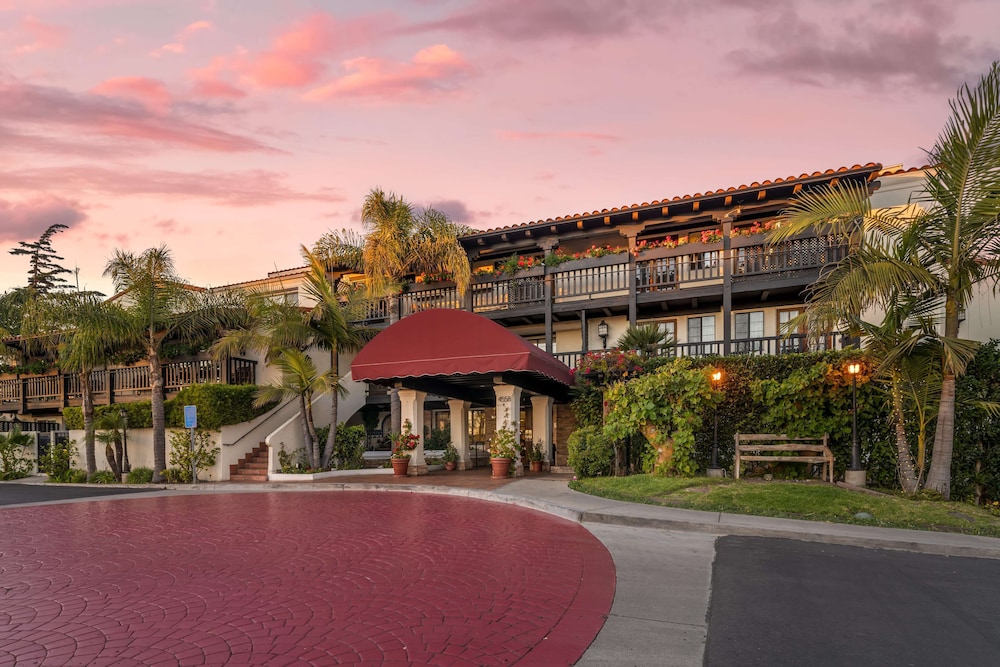 Best Western Plus Carpinteria Inn in CARPINTERIA - CA