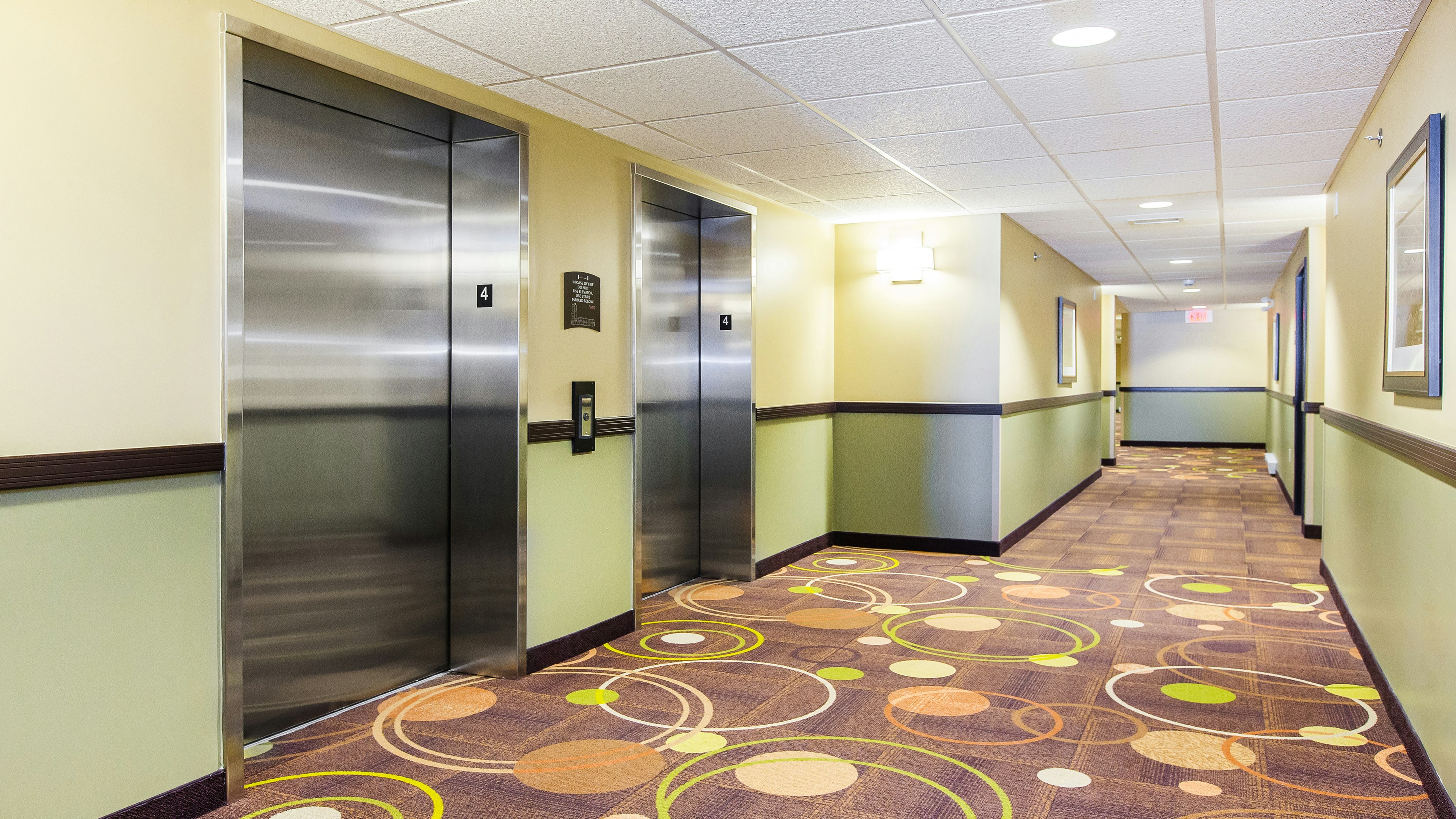 Staybridge Suites West Edmonton 12/78
