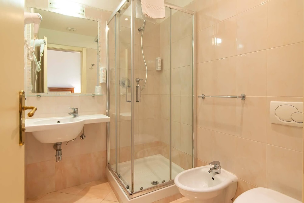 Residenza Hotel Cimabue 68/71