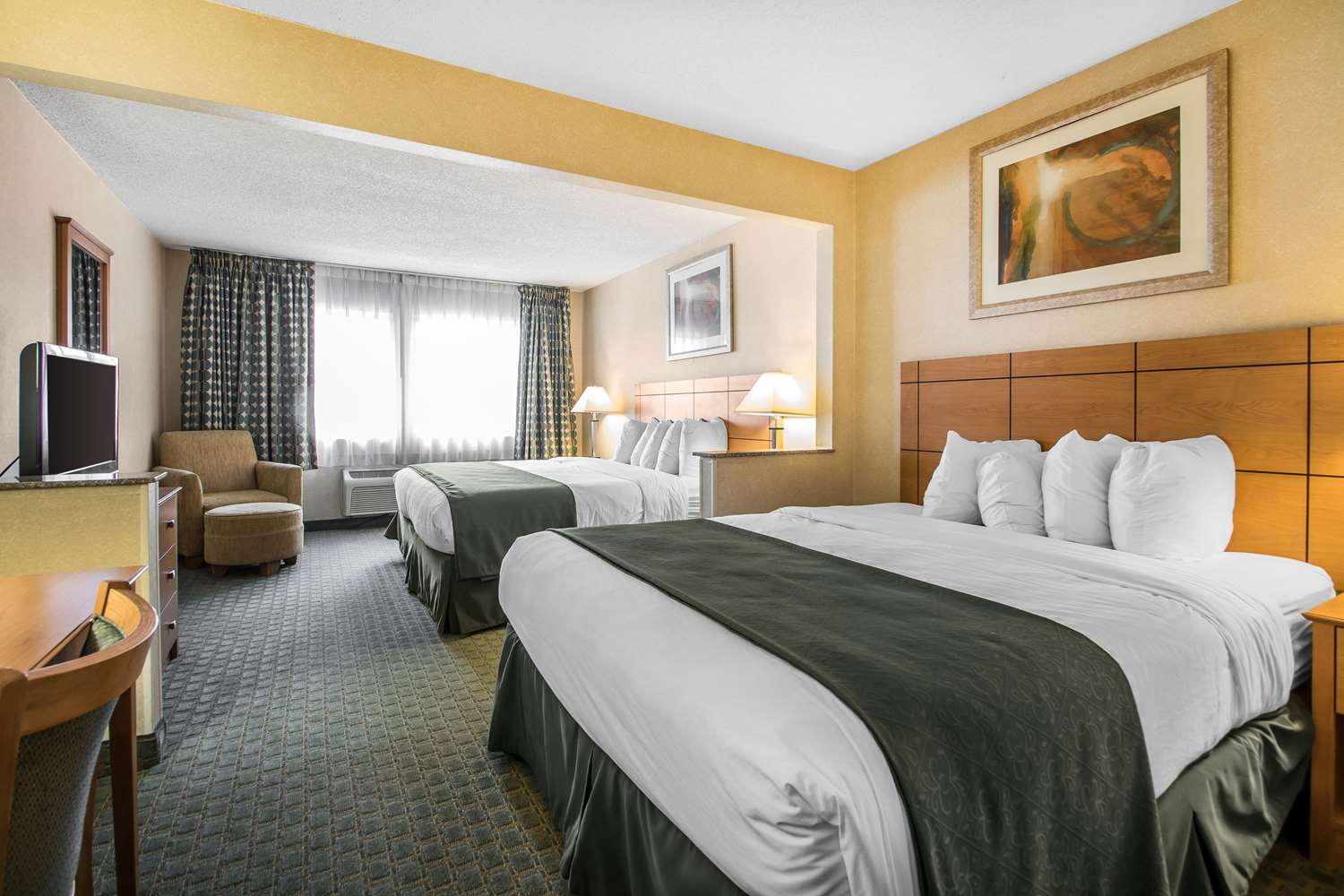 Quality Inn Dubuque On Hwy 20 6/38
