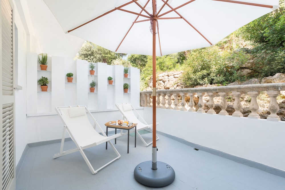 Boutique Hostal Oriola 18/50