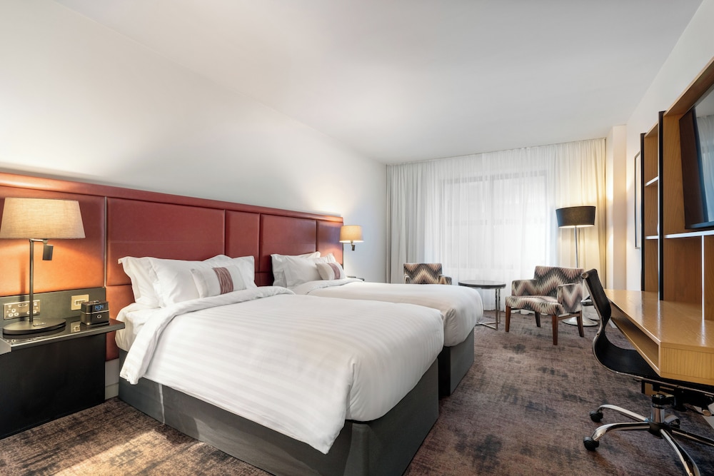 SUPERIOR, TWIN BEDS