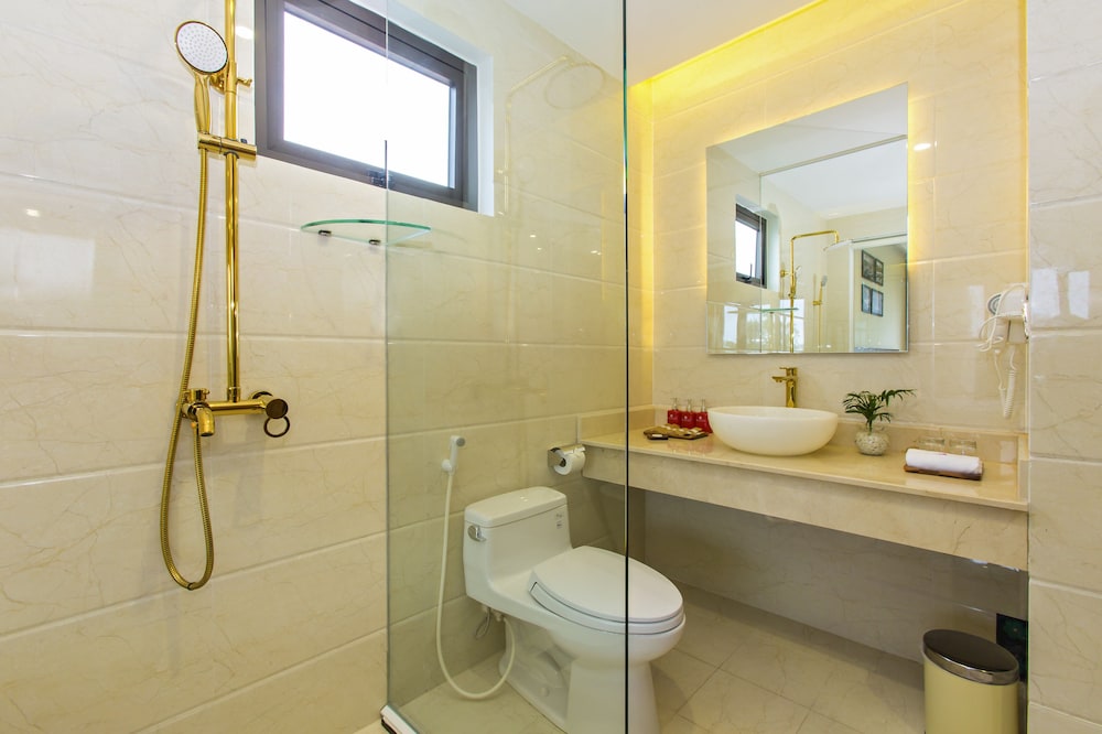 Ally Beach Boutique Hotel Hoian 48/50