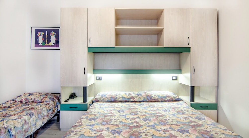 Allorologio Hotel 30/46