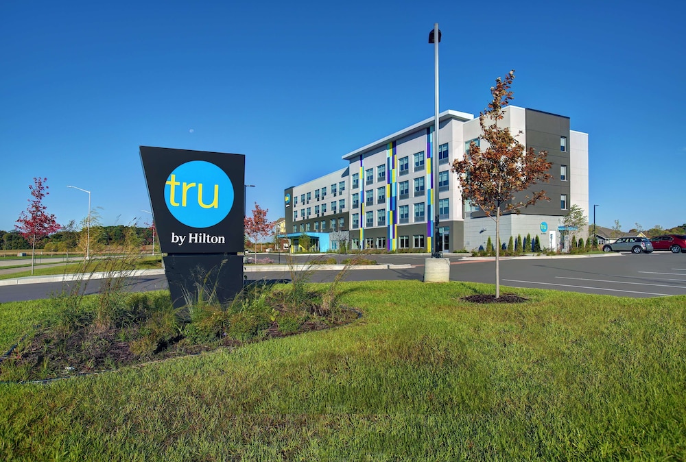 Tru By Hilton Stoughton Wi 1/39