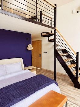 Signature, Villa, King Bed