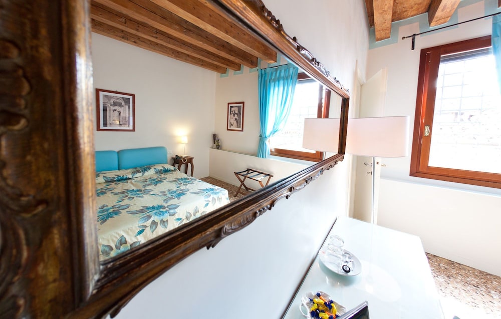 Locanda Ai Santi Apostoli 22/50
