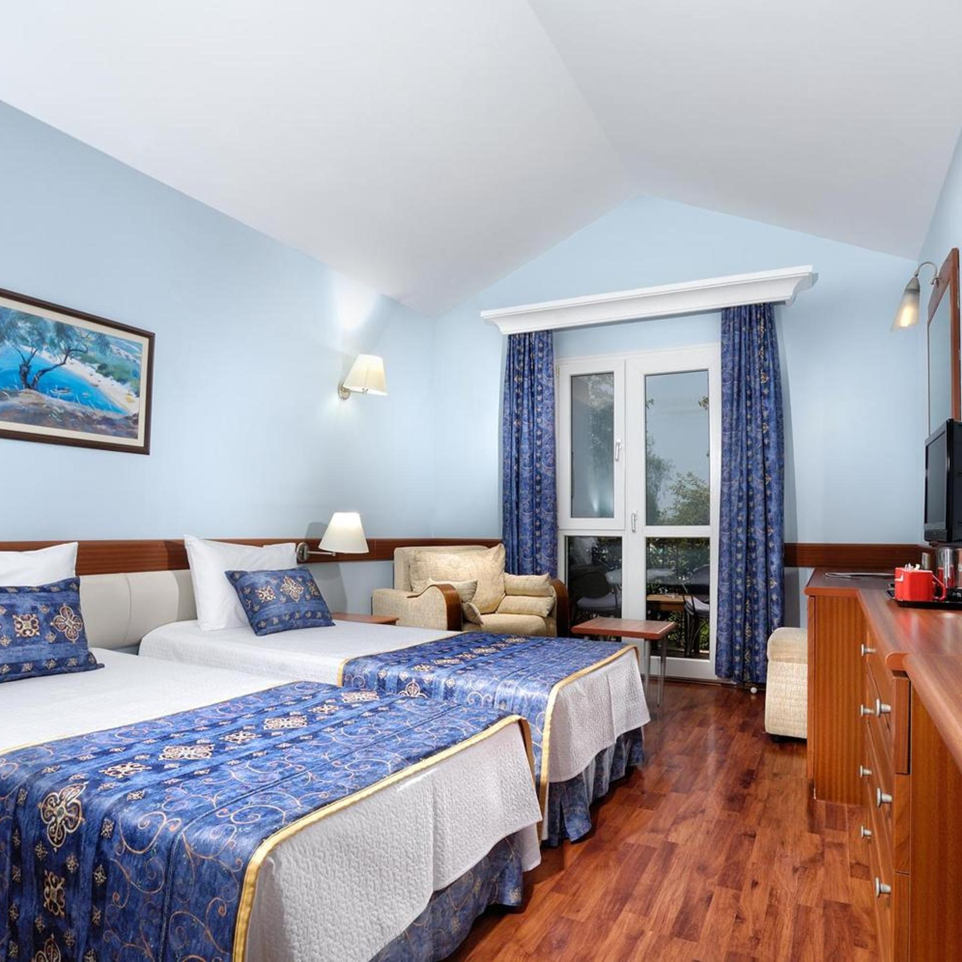 STANDARD ROOM
