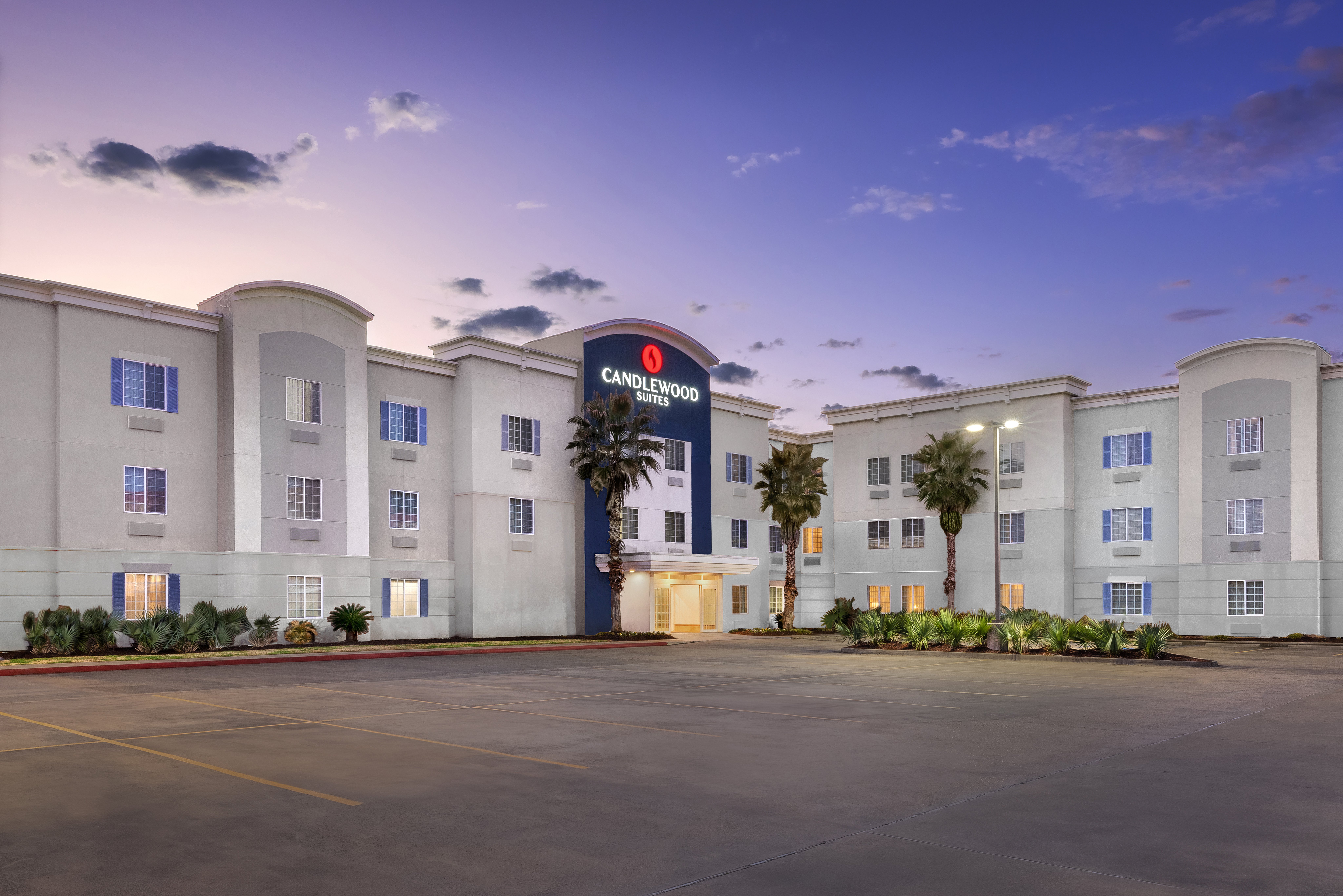 CANDLEWOOD SUITES ALEXANDRIA 40/41