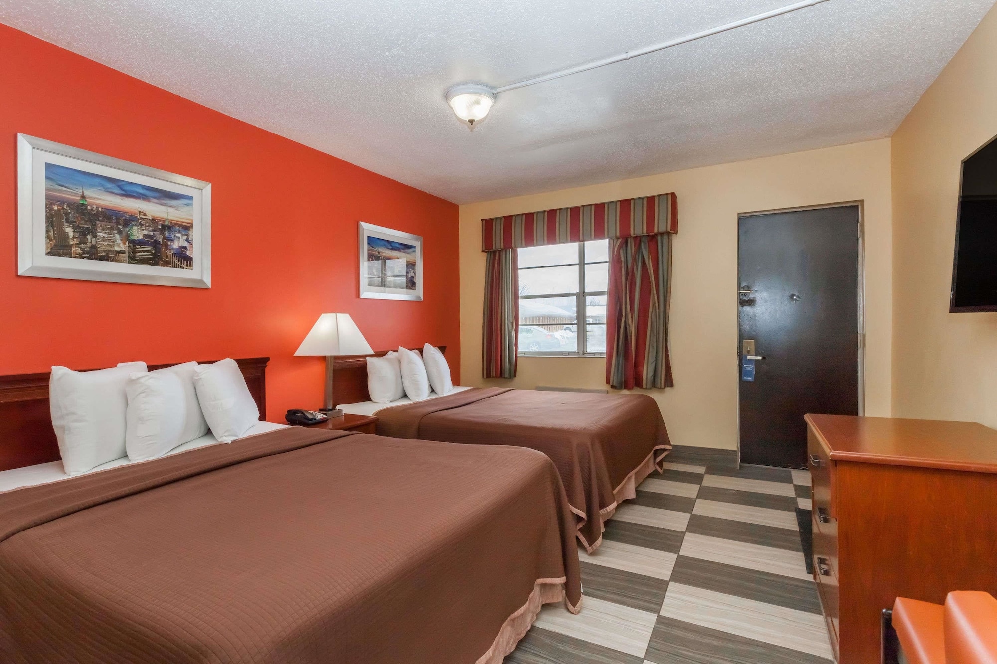 Room, 2 Queen Beds, Smoking