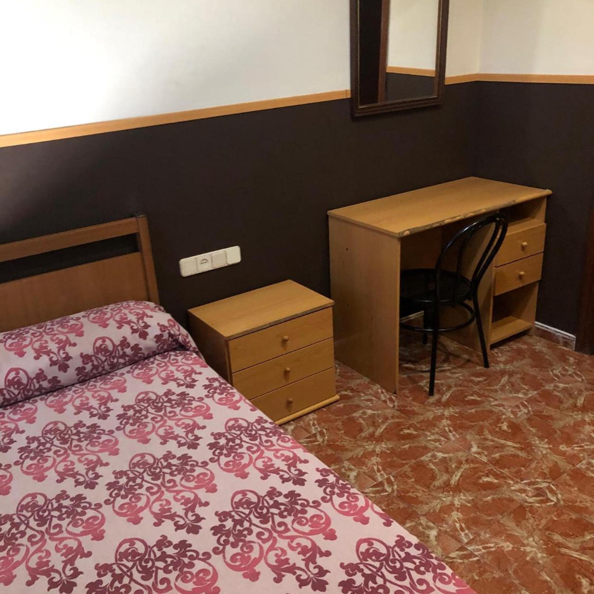 Hotel Manises 18/30