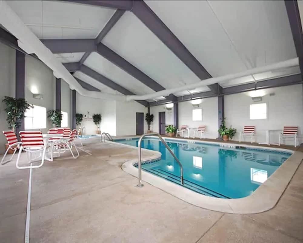 Host Inn All Suites 3/32