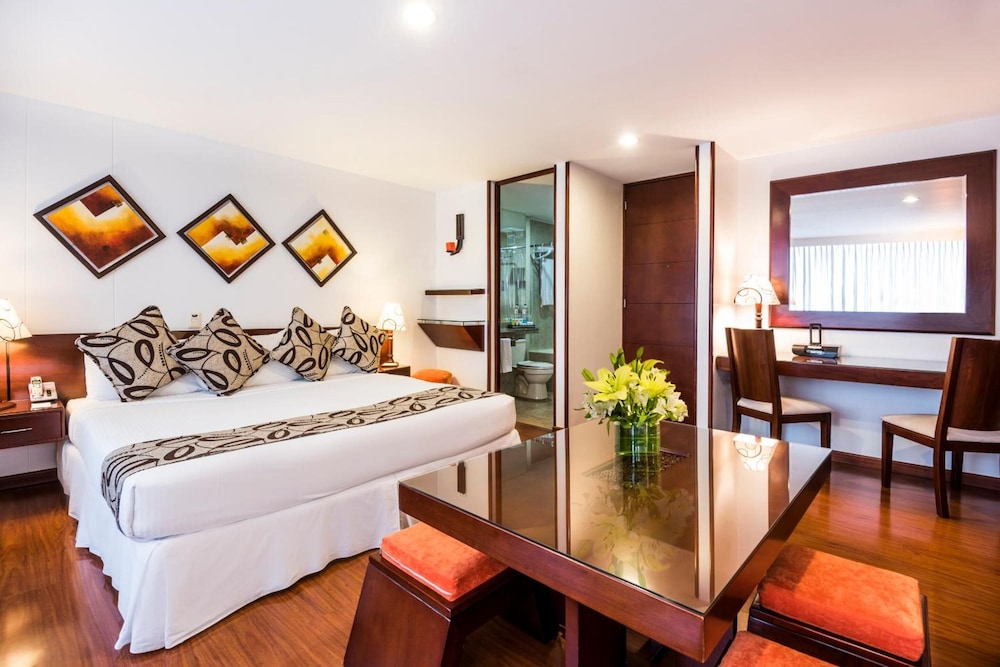 Hotel Platinum Suite 44/49