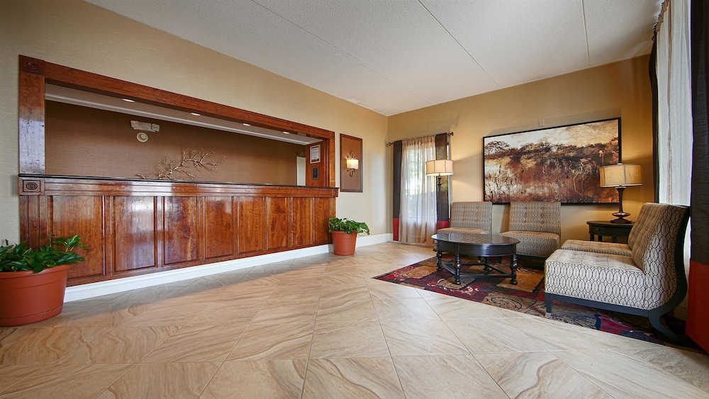Days Inn by Wyndham Columbia Kentucky 7/52