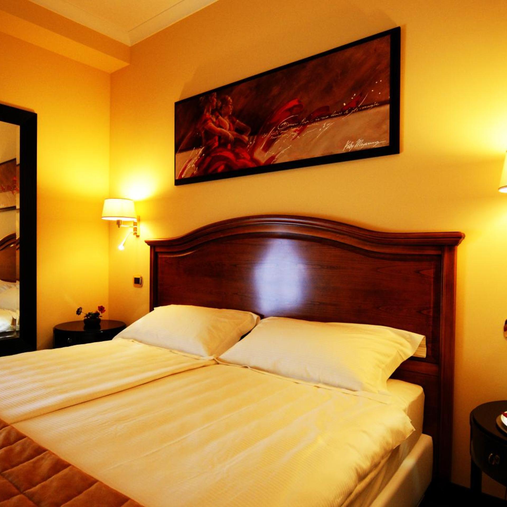 Bram Hotel 17/50