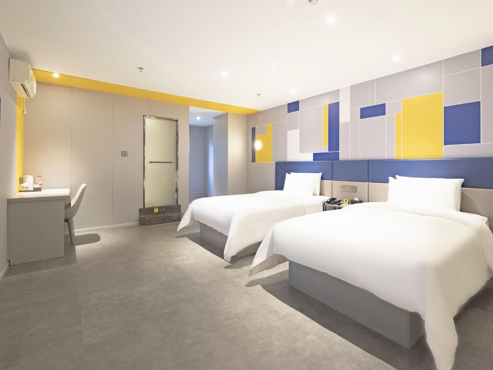 Comfort, Twin Beds