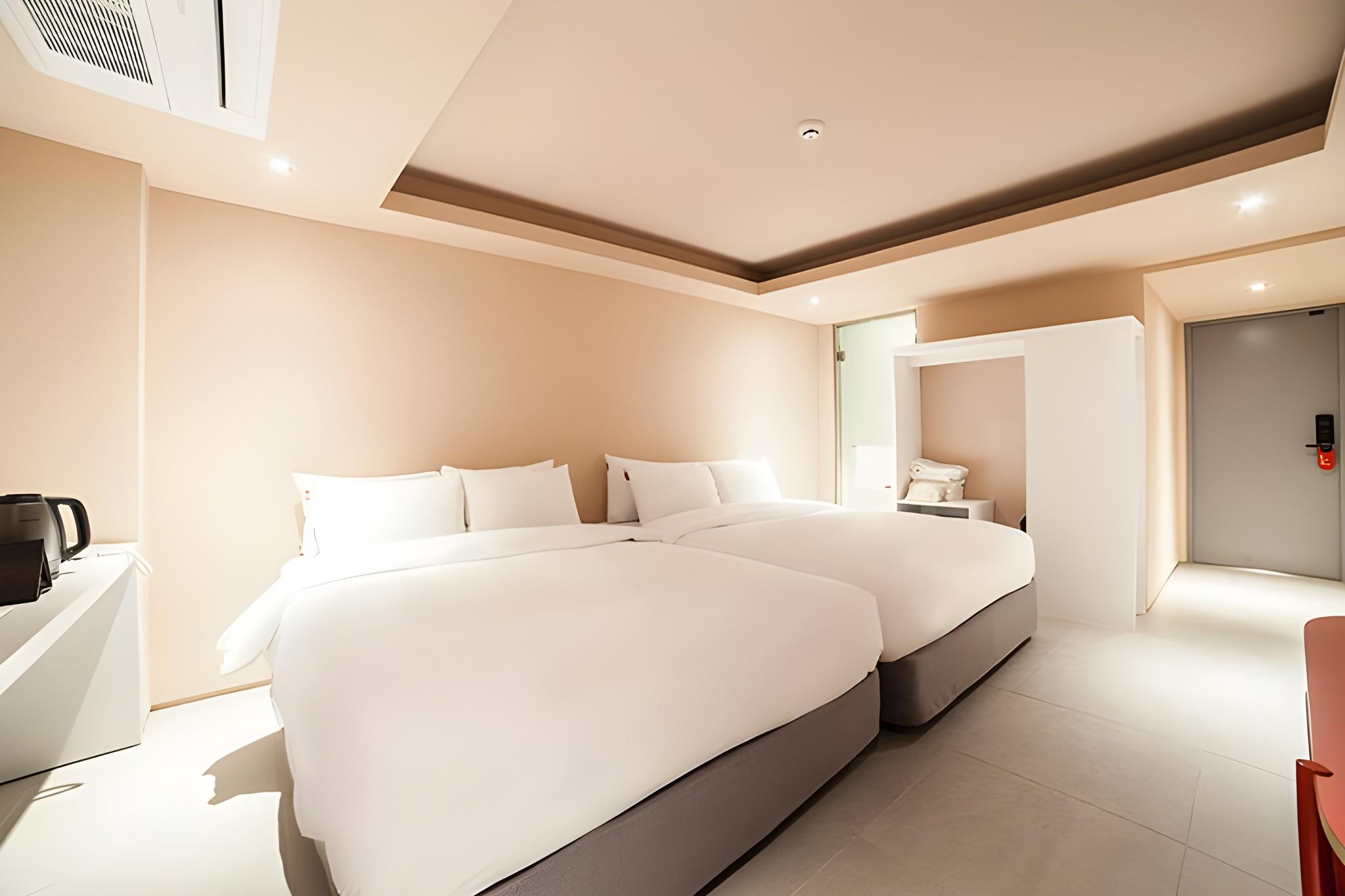 Bobo Hotel Hong Dae 17/41