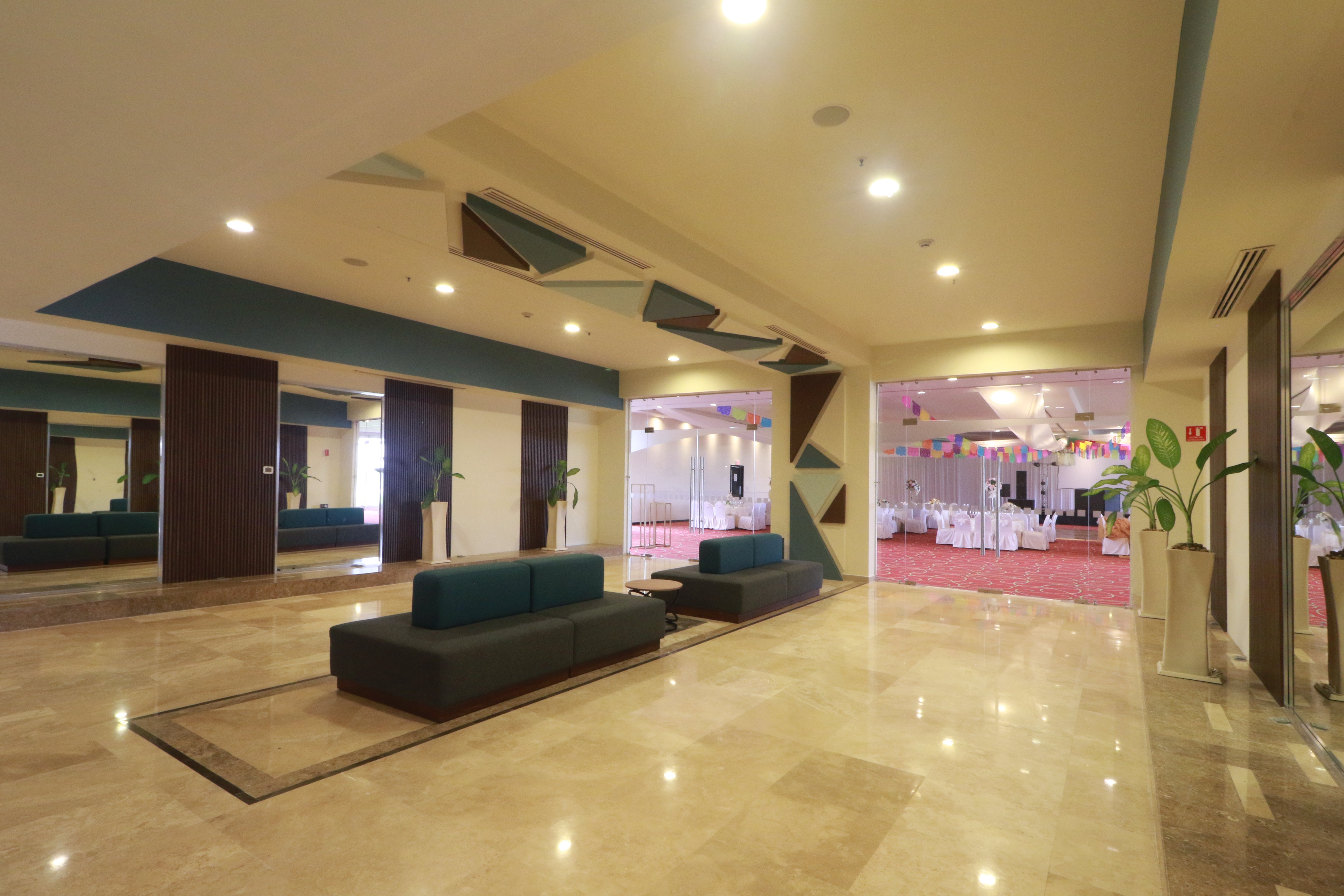 Holiday Inn Tuxpan - Convention Center 10/50