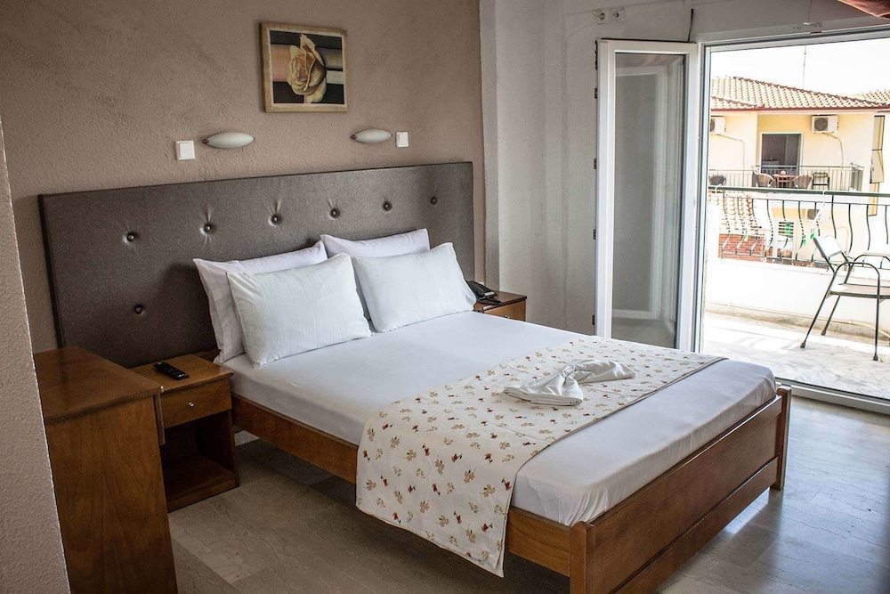 Ilios Hotel 17/24